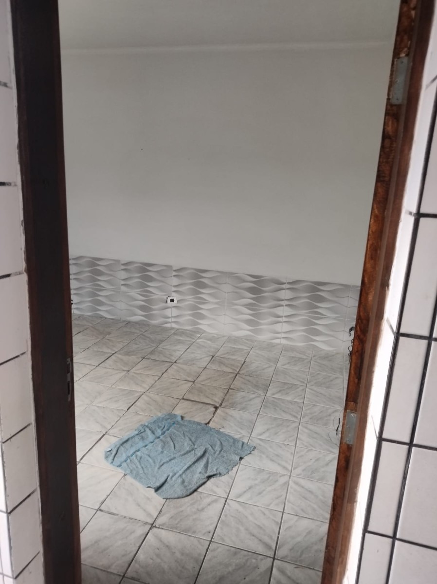 Apartamento Térreo, à Venda,  Parque São Vicente – com 2 Quartos, Vaga de Garagem, Barato, Cidade de São Vicente-sp