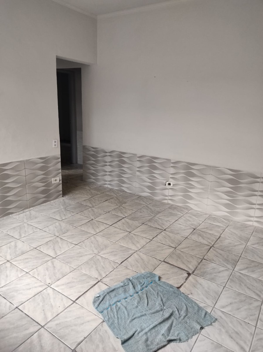 Apartamento Térreo, à Venda,  Parque São Vicente – com 2 Quartos, Vaga de Garagem, Barato, Cidade de São Vicente-sp