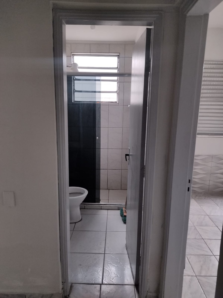 Apartamento Térreo, à Venda,  Parque São Vicente – com 2 Quartos, Vaga de Garagem, Barato, Cidade de São Vicente-sp