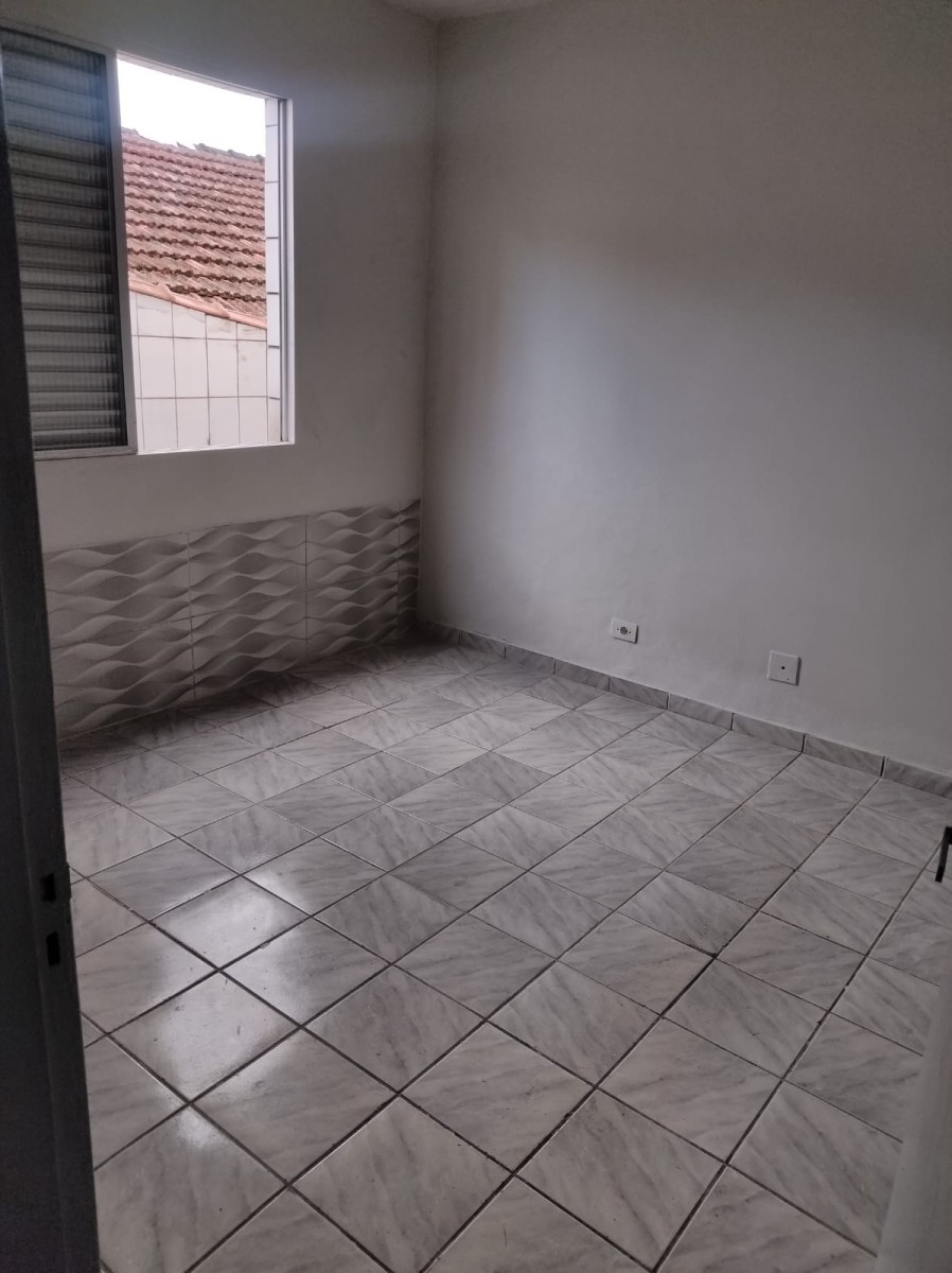 Apartamento Térreo, à Venda,  Parque São Vicente – com 2 Quartos, Vaga de Garagem, Barato, Cidade de São Vicente-sp
