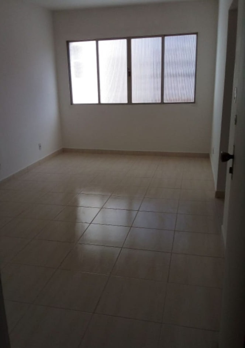Apartamento à venda sala living em São Vicente/SP.