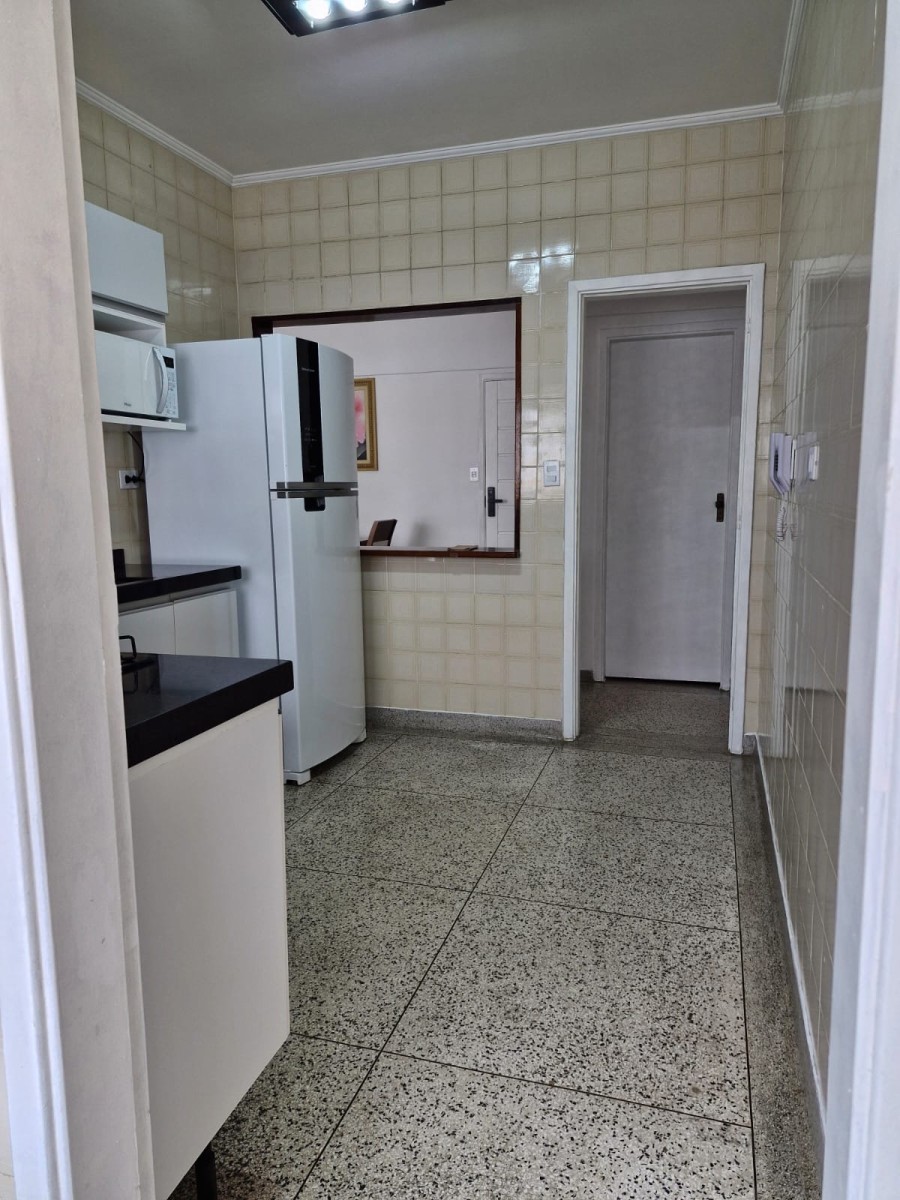 Apartamento à Venda no Centro de São Vicente – 1 Dormitório com Garagem