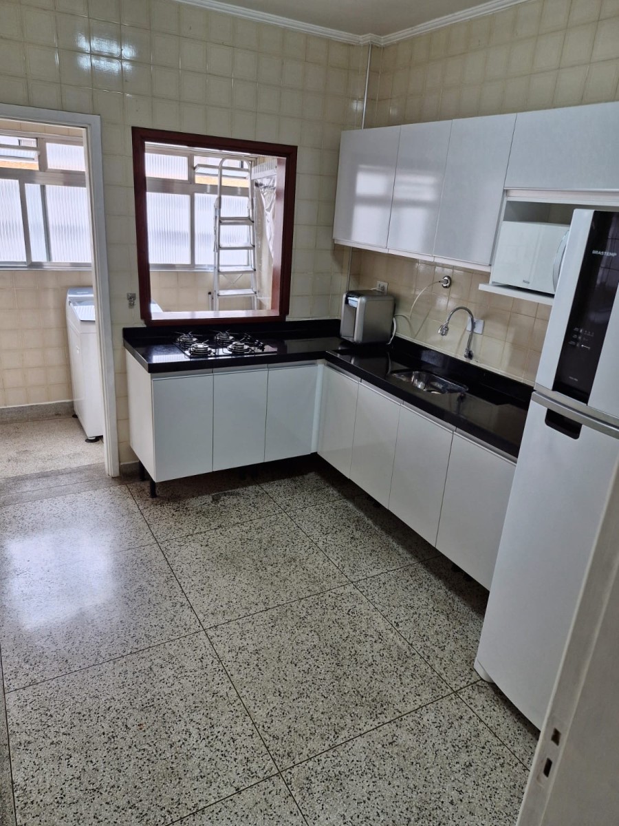 Apartamento à Venda no Centro de São Vicente – 1 Dormitório com Garagem