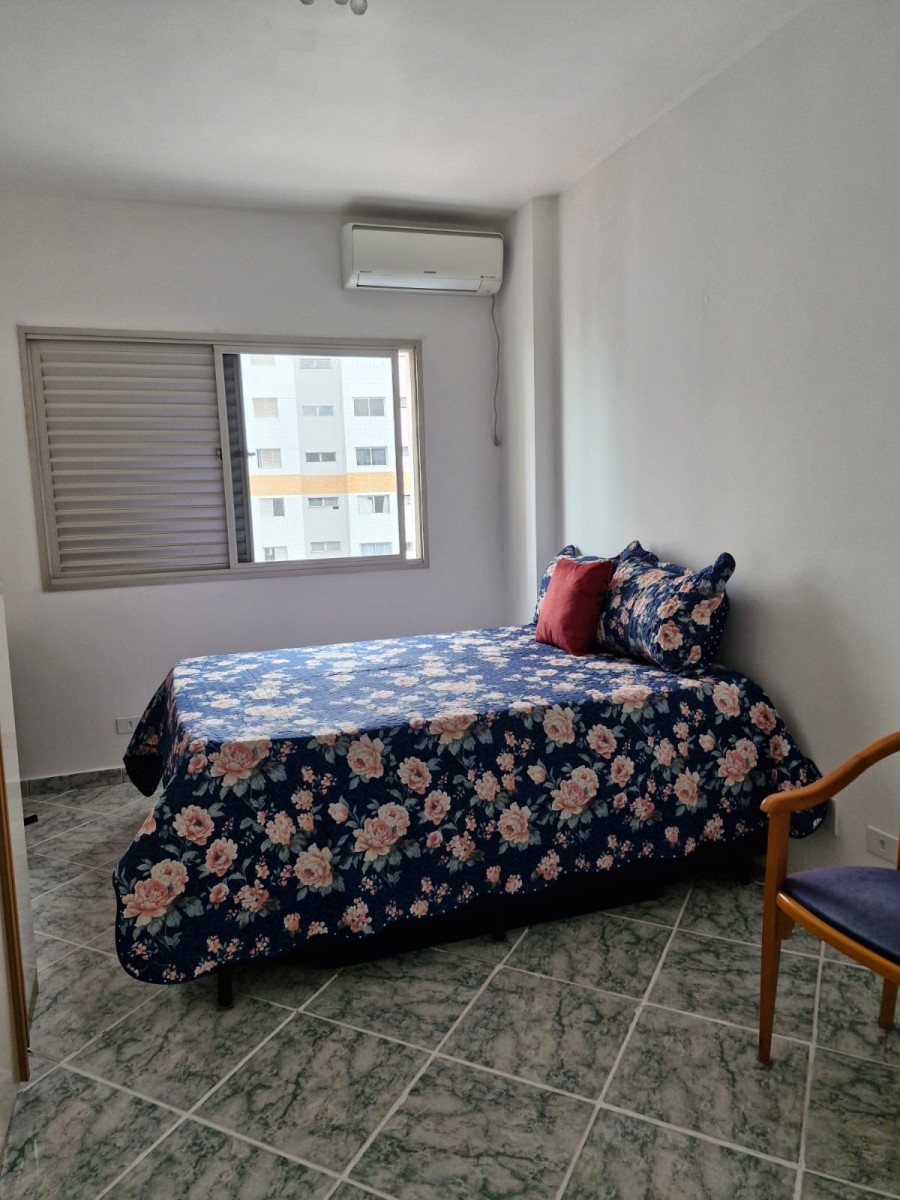 Apartamento à Venda no Centro de São Vicente – 1 Dormitório com Garagem