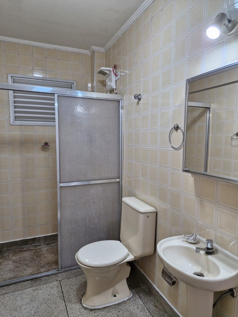 Apartamento à Venda no Centro de São Vicente – 1 Dormitório com Garagem
