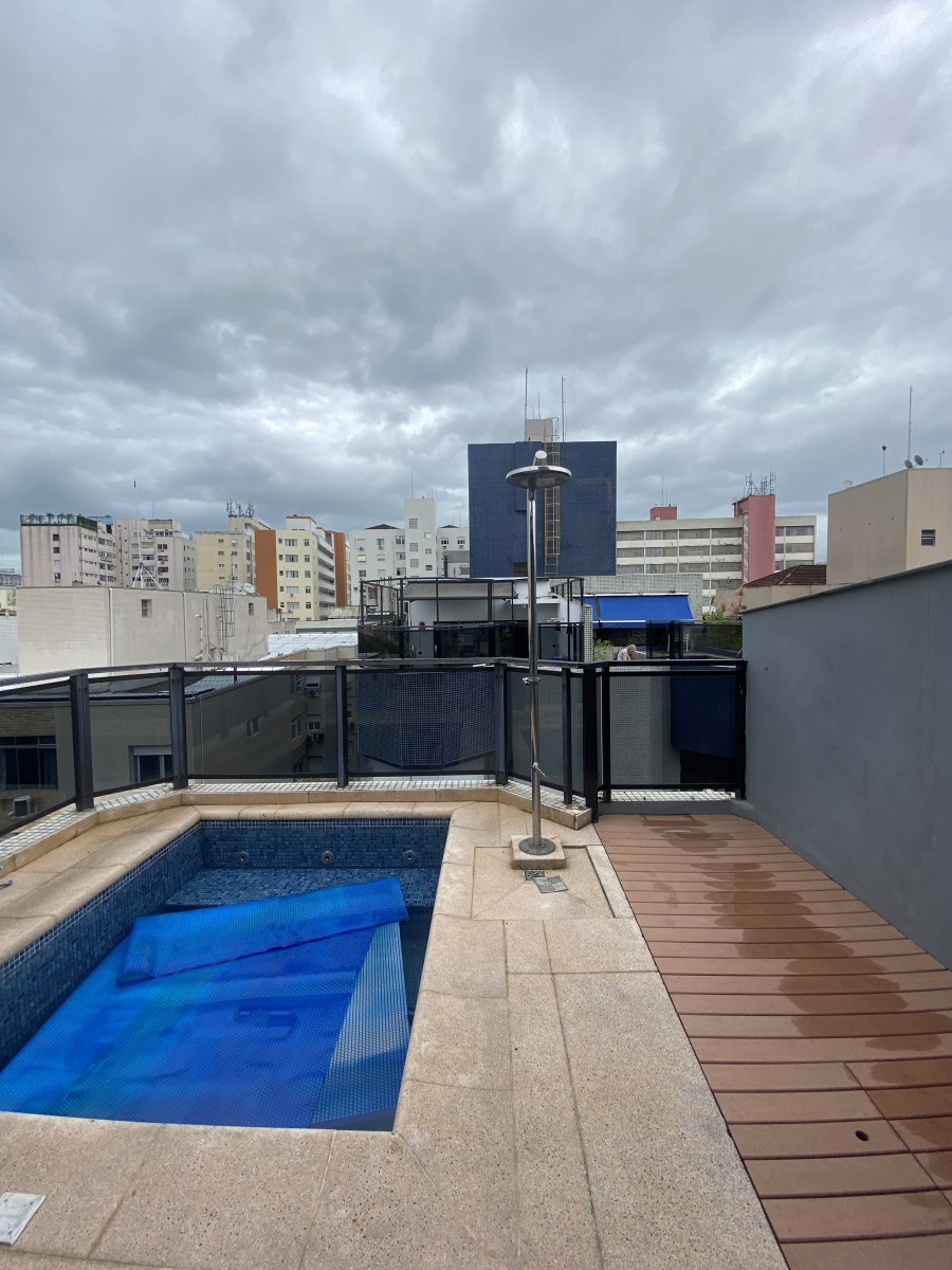 🏖️ Cobertura Duplex à Venda no Gonzaga – 2 Dormitórios, Piscina Privativa e 2 Vagas | Santos SP