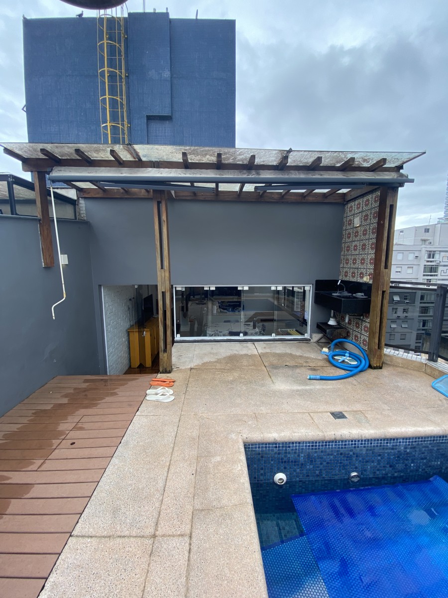 🏖️ Cobertura Duplex à Venda no Gonzaga – 2 Dormitórios, Piscina Privativa e 2 Vagas | Santos SP