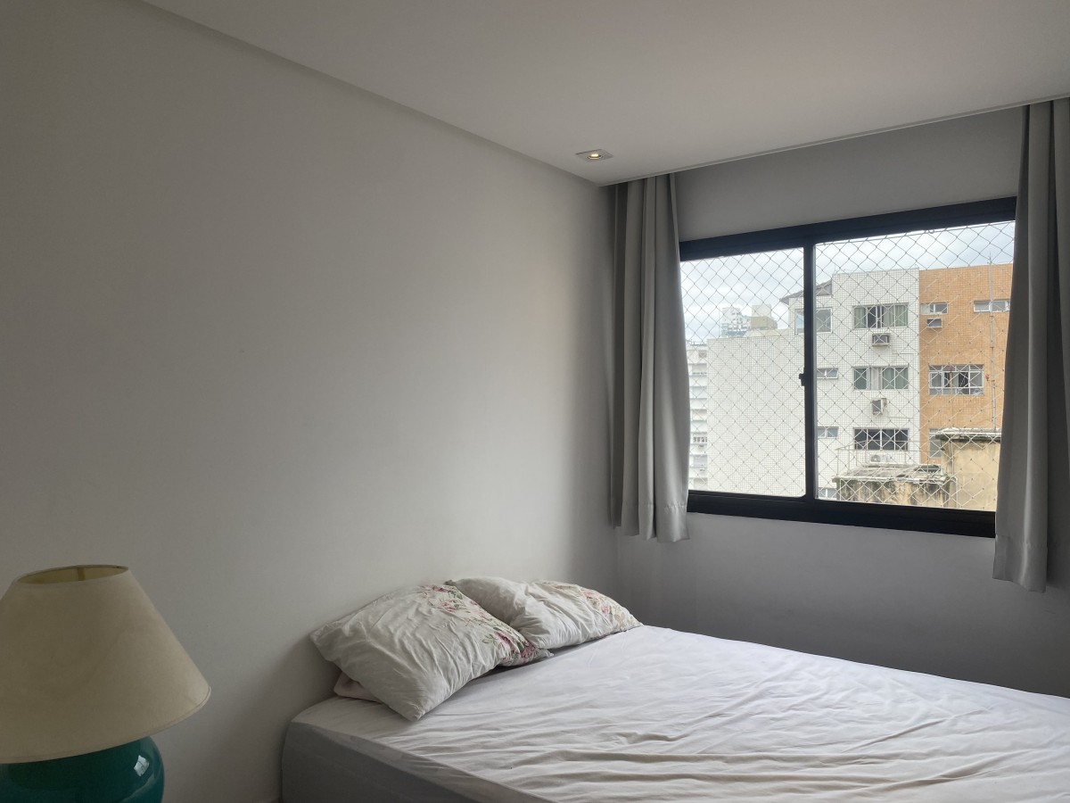 🏖️ Cobertura Duplex à Venda no Gonzaga – 2 Dormitórios, Piscina Privativa e 2 Vagas | Santos SP