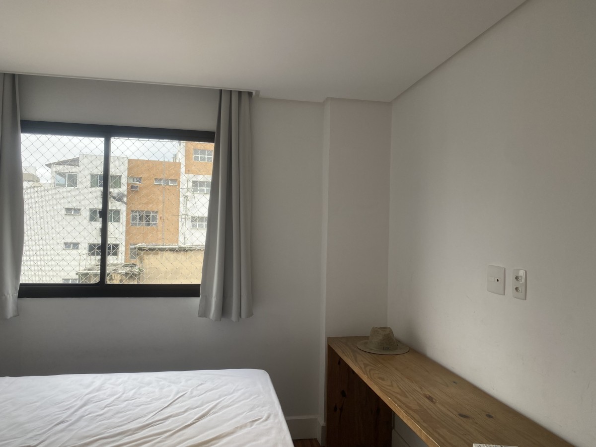 🏖️ Cobertura Duplex à Venda no Gonzaga – 2 Dormitórios, Piscina Privativa e 2 Vagas | Santos SP