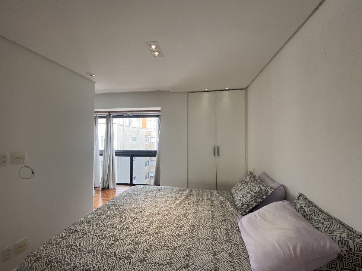 🏖️ Cobertura Duplex à Venda no Gonzaga – 2 Dormitórios, Piscina Privativa e 2 Vagas | Santos SP