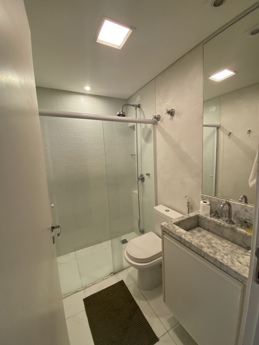 🏖️ Cobertura Duplex à Venda no Gonzaga – 2 Dormitórios, Piscina Privativa e 2 Vagas | Santos SP