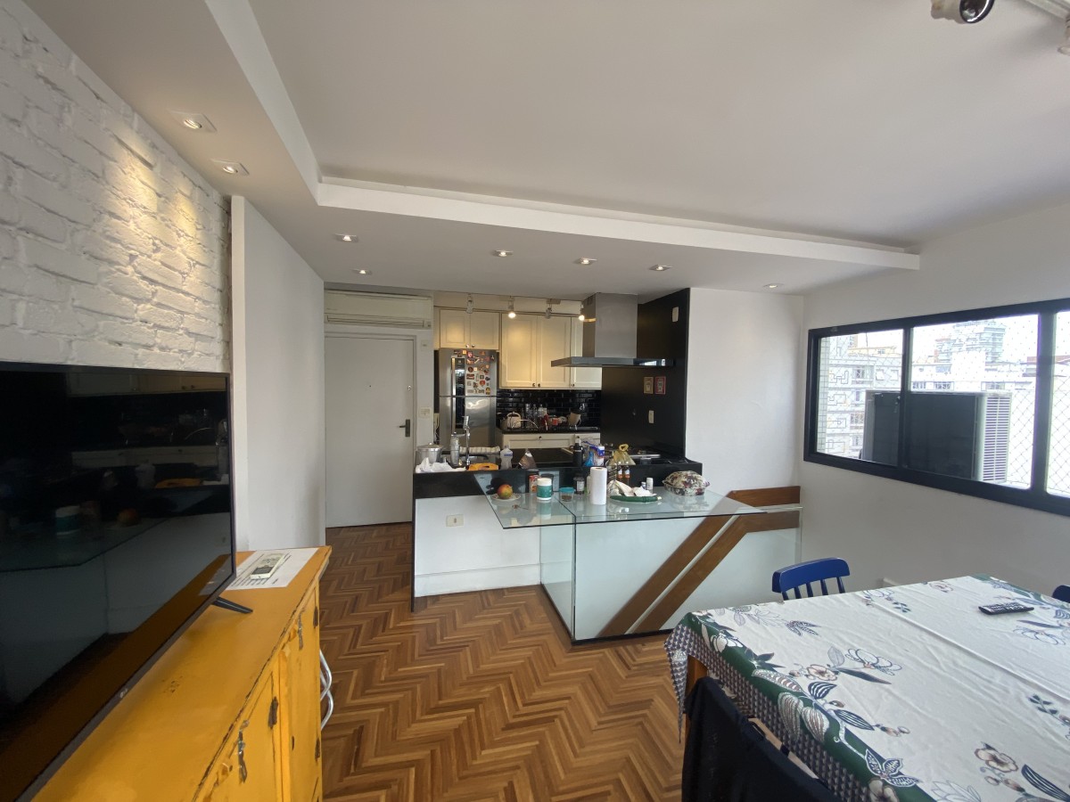 🏖️ Cobertura Duplex à Venda no Gonzaga – 2 Dormitórios, Piscina Privativa e 2 Vagas | Santos SP