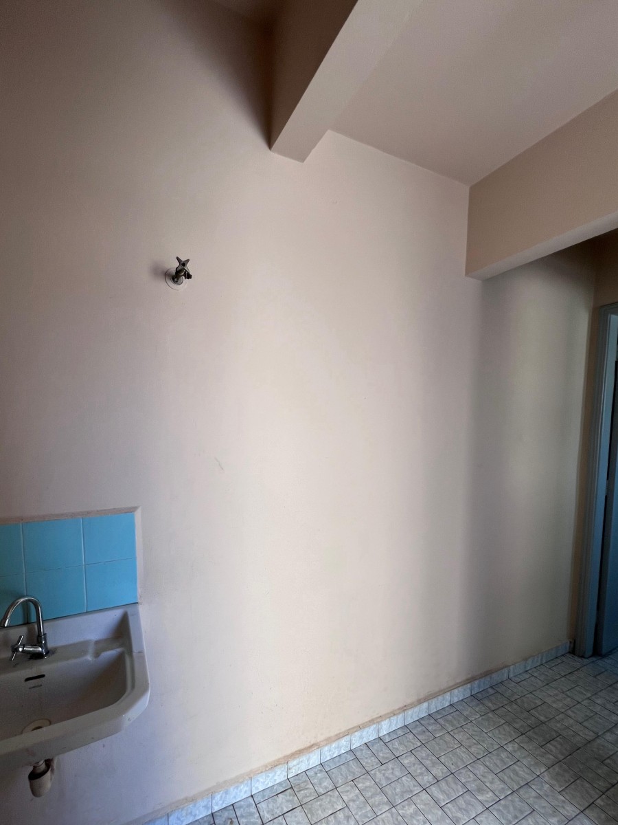 Sala Comercial à Venda no Centro de São Vicente - SP