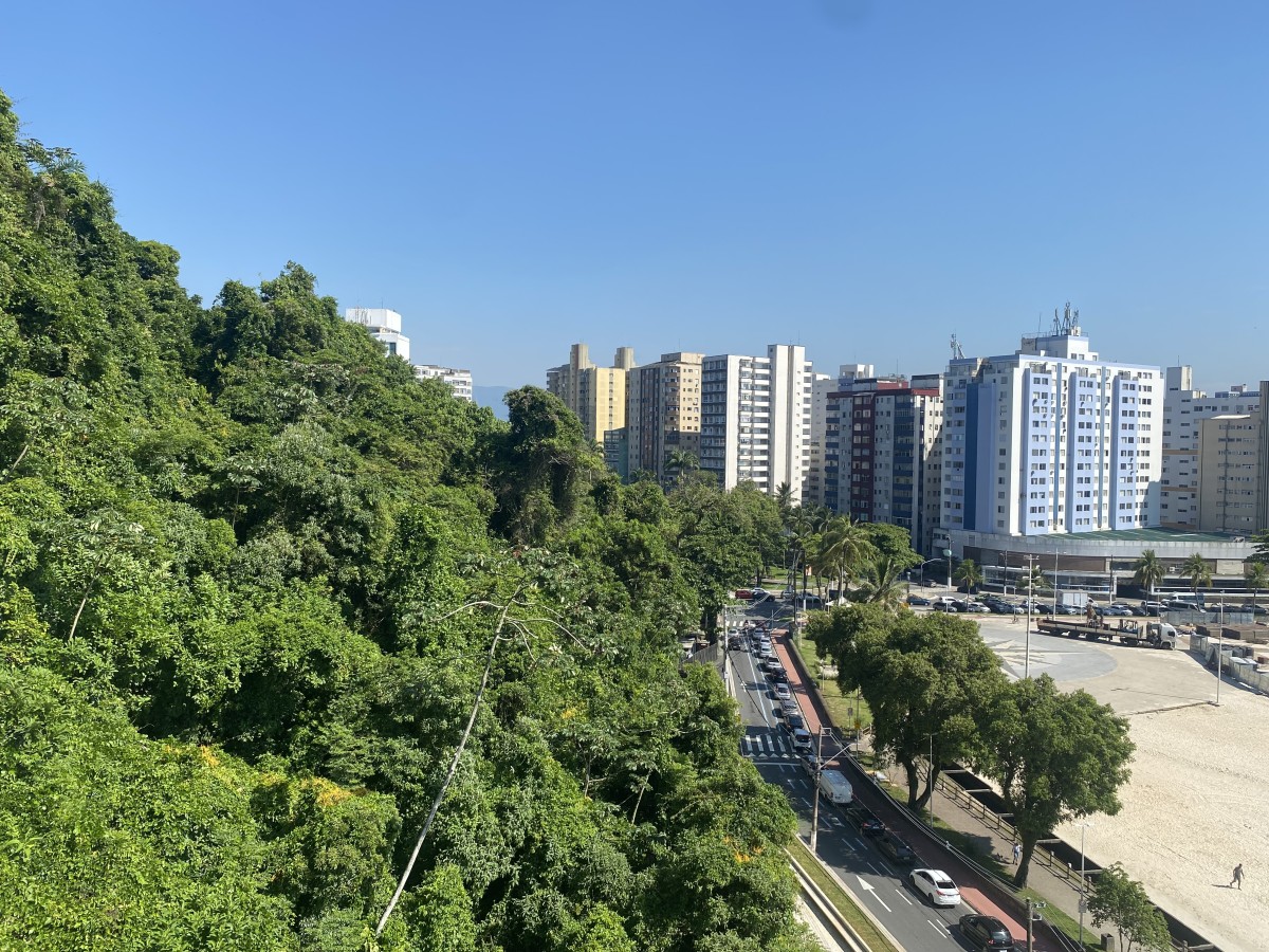 Apartamento à Venda Frente ao Mar em São Vicente | 110m² | 3 Quartos | 1 Vagas