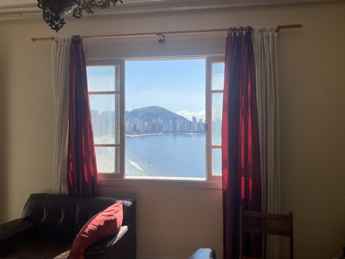 Apartamento à Venda Frente ao Mar em São Vicente | 110m² | 3 Quartos | 1 Vagas