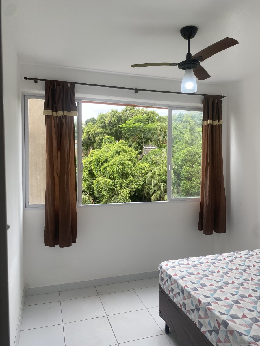 Apartamento à Venda em Frente a Praça da Biquinha – Centro de São Vicente-SP