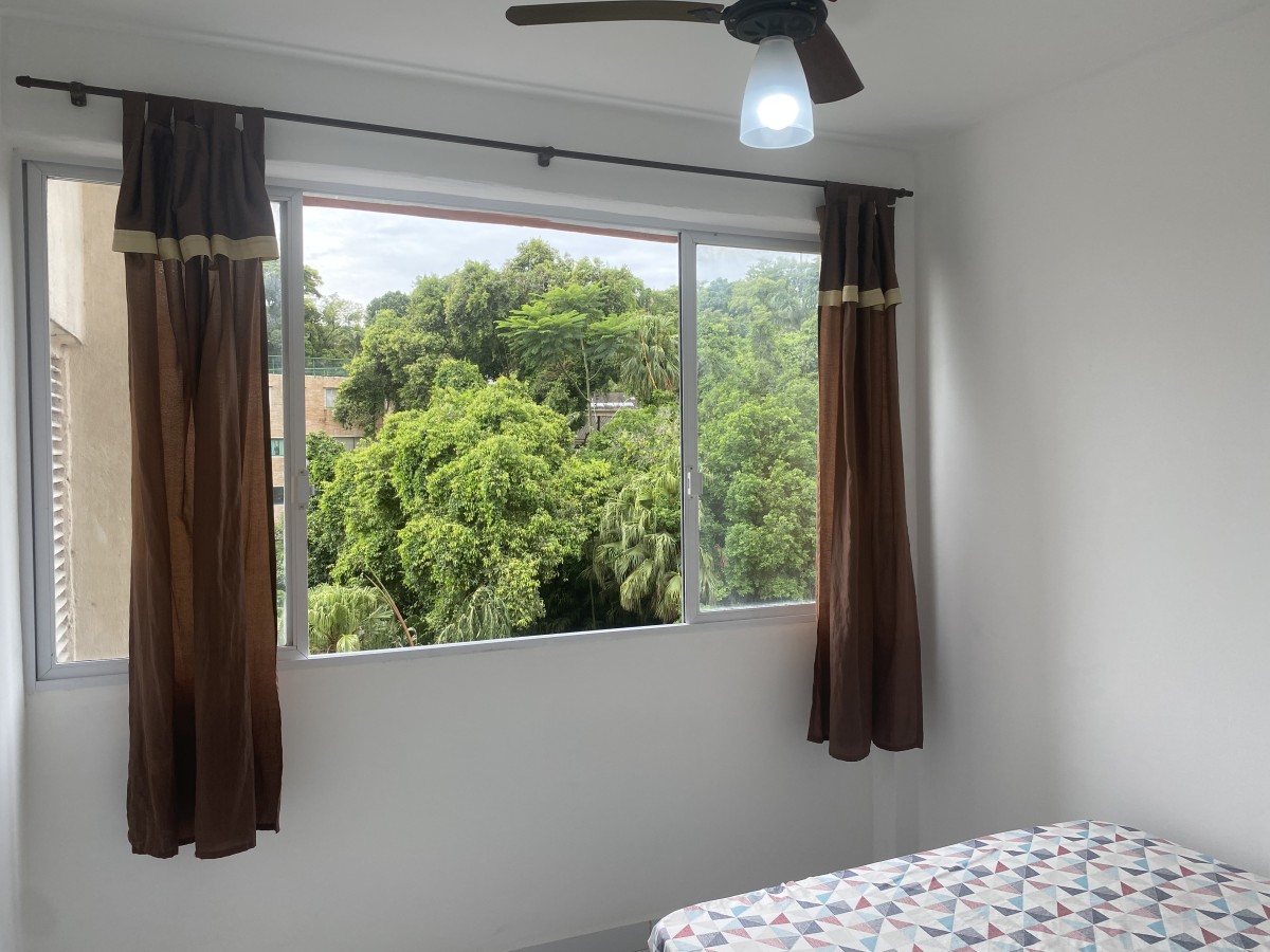 Apartamento à Venda em Frente a Praça da Biquinha – Centro de São Vicente-SP