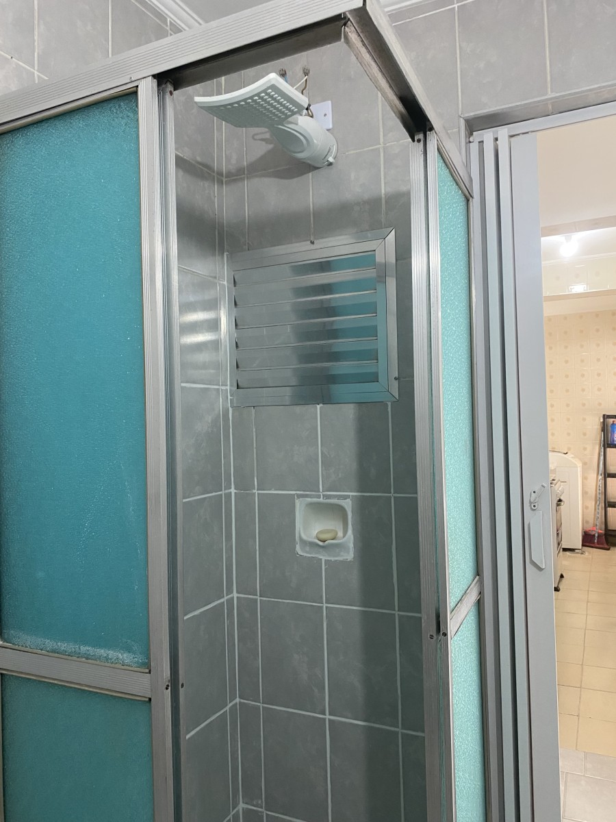 Apartamento à Venda em Frente a Praça da Biquinha – Centro de São Vicente-SP