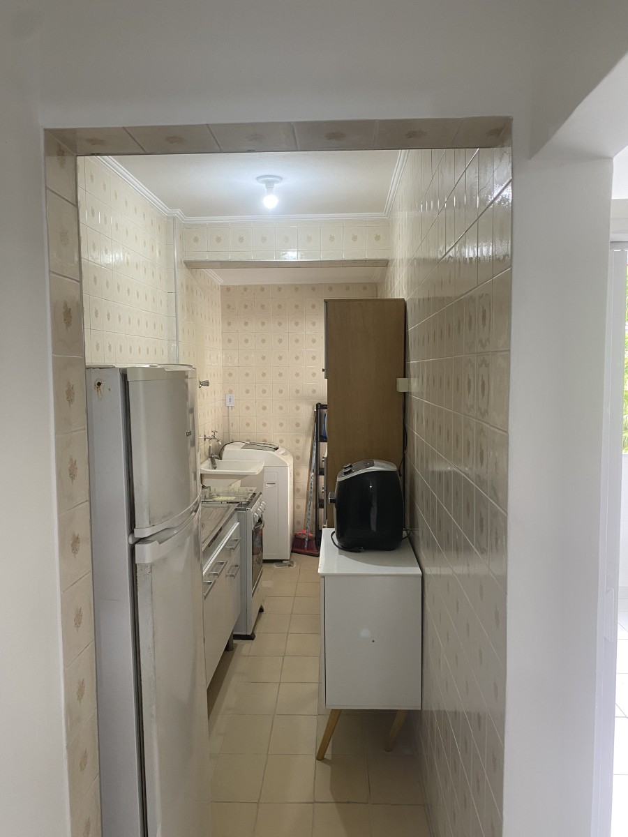 Apartamento à Venda em Frente a Praça da Biquinha – Centro de São Vicente-SP