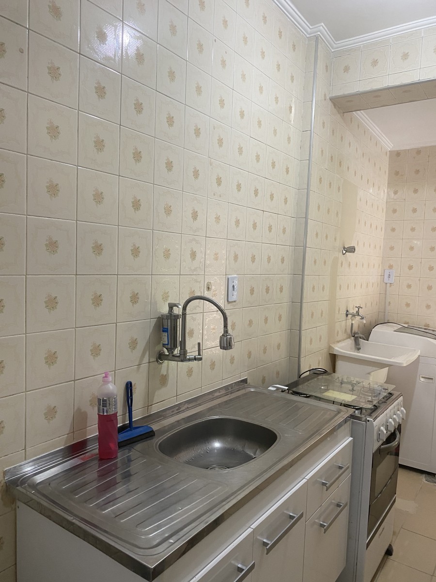 Apartamento à Venda em Frente a Praça da Biquinha – Centro de São Vicente-SP