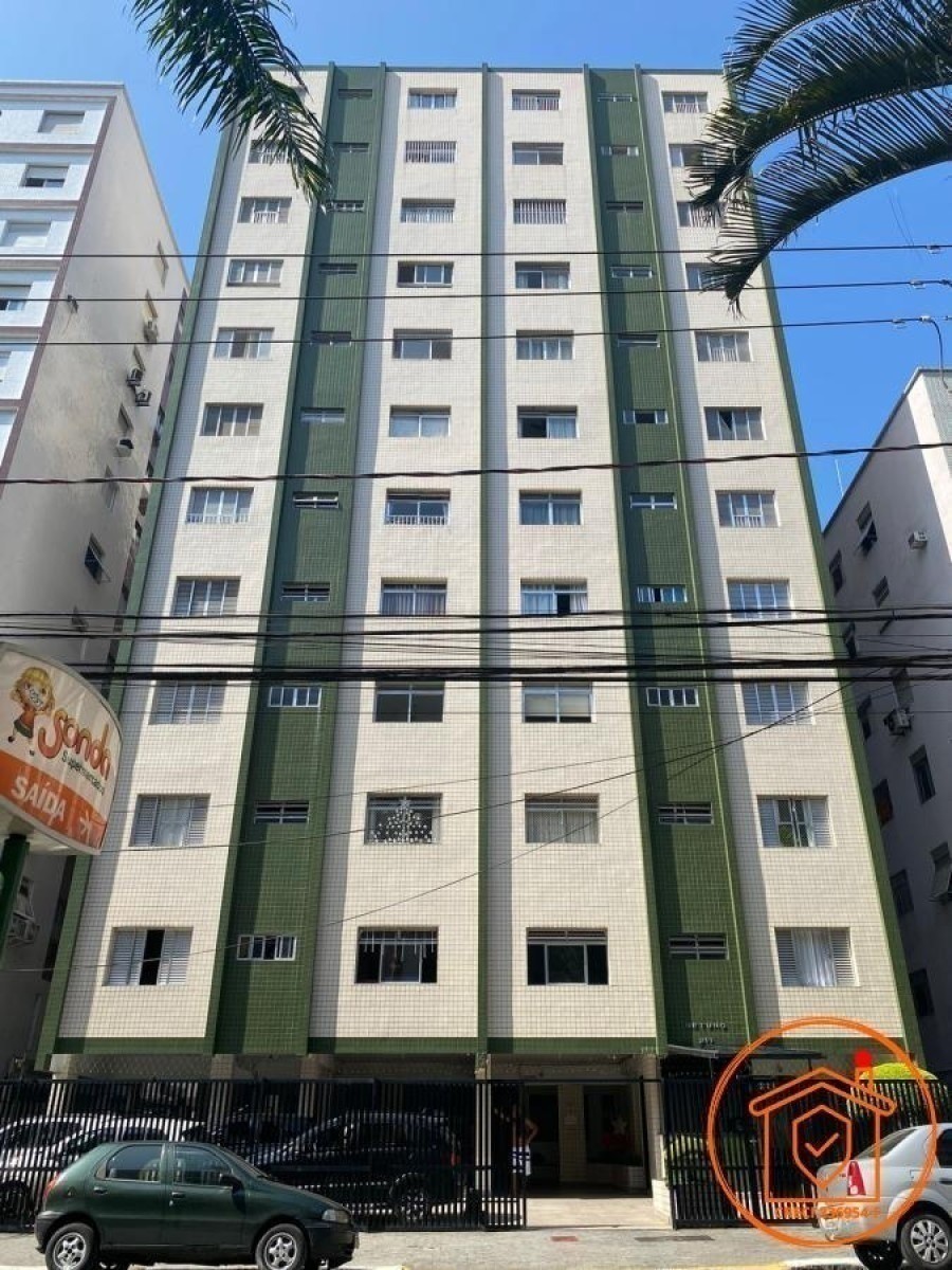 Apartamento à Venda – Sala Living com Garagem no Centro de São Vicente-SP | Porteira Fechada