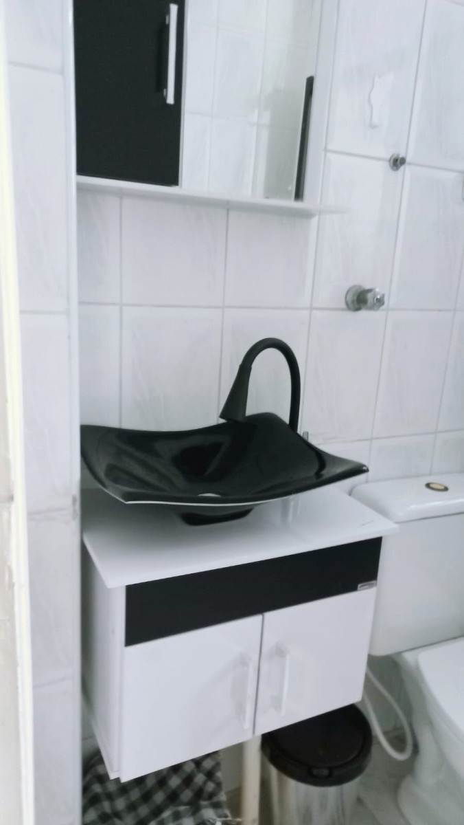 Apartamento de 1 dormitório à venda com garagem em São Vicente/SP