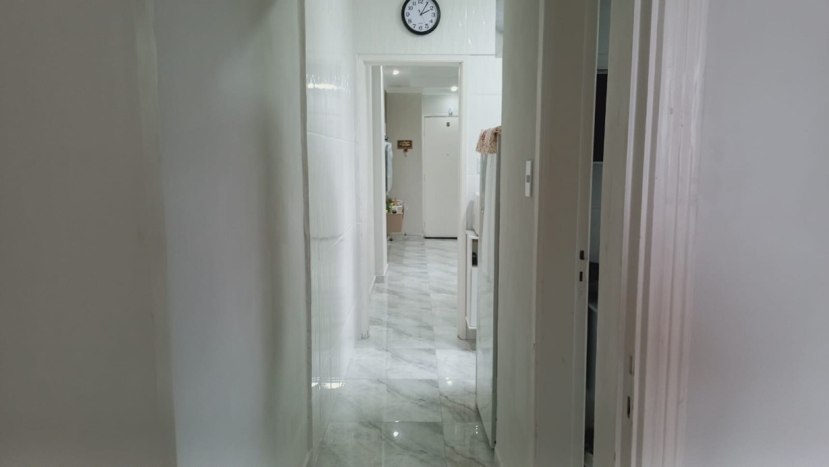 Apartamento de 1 dormitório à venda com garagem em São Vicente/SP