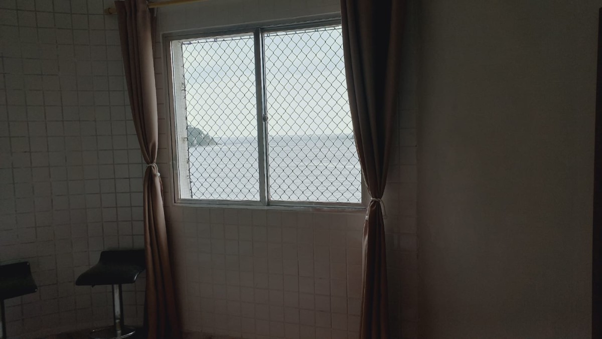 Apartamento de 1 dormitório à venda com garagem em São Vicente/SP