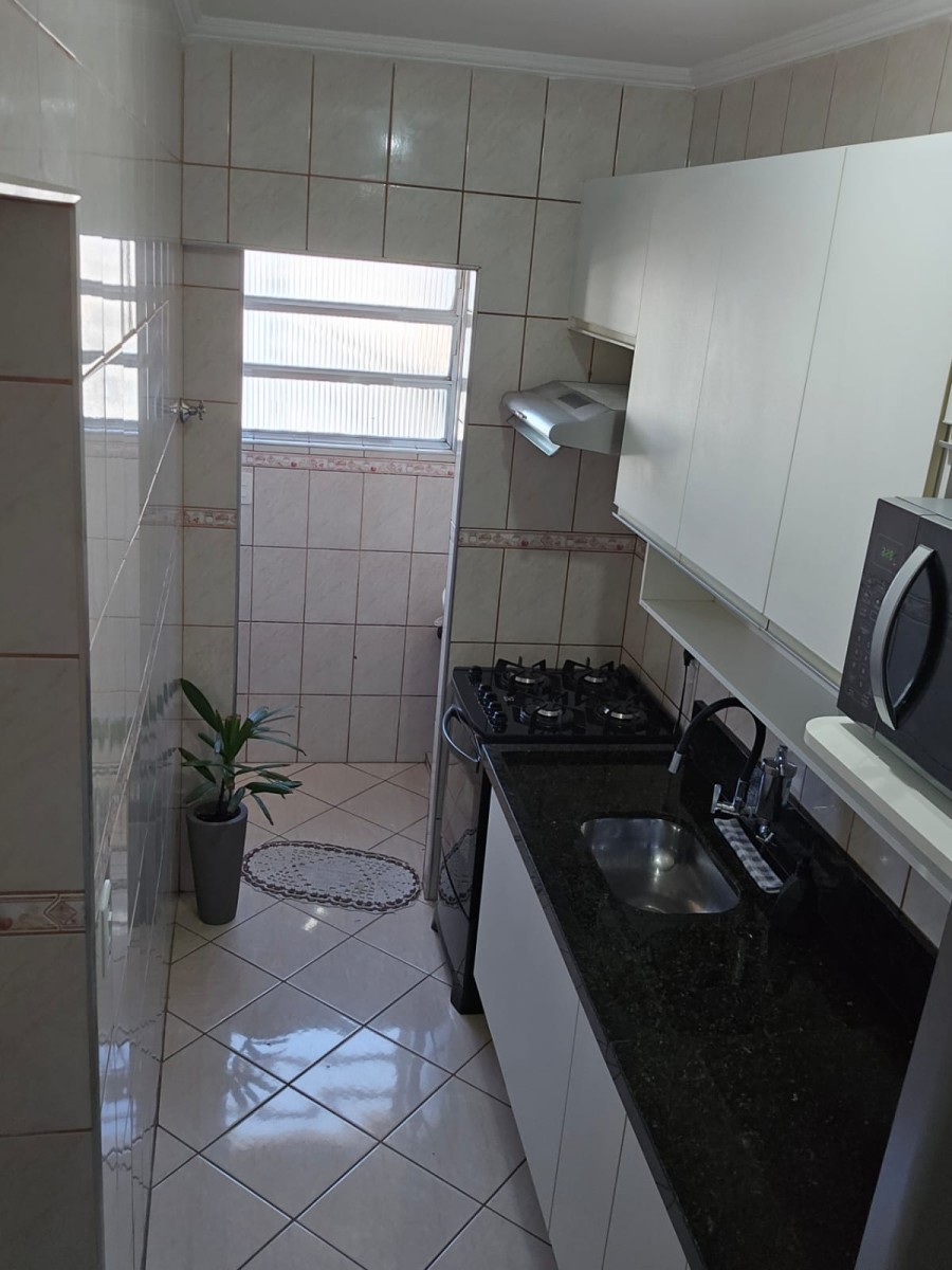 Apartamento à venda de 1 dormitório com garagem em São Vicente/SP