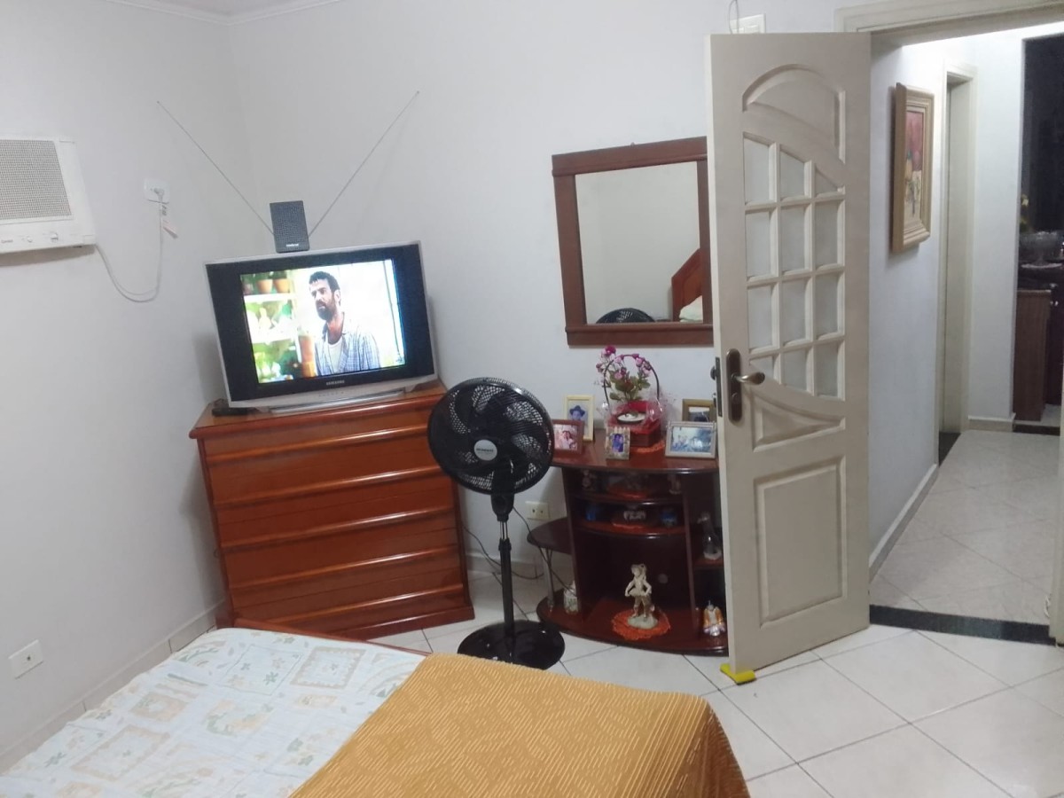 Apartamento à venda de 3 dormitórios com garagem em São Vicente/SP