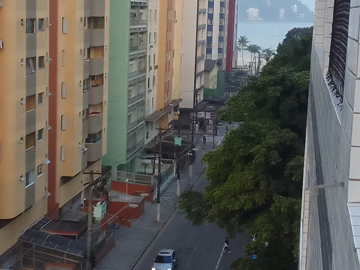 Apartamento à venda de 3 dormitórios com garagem em São Vicente/SP