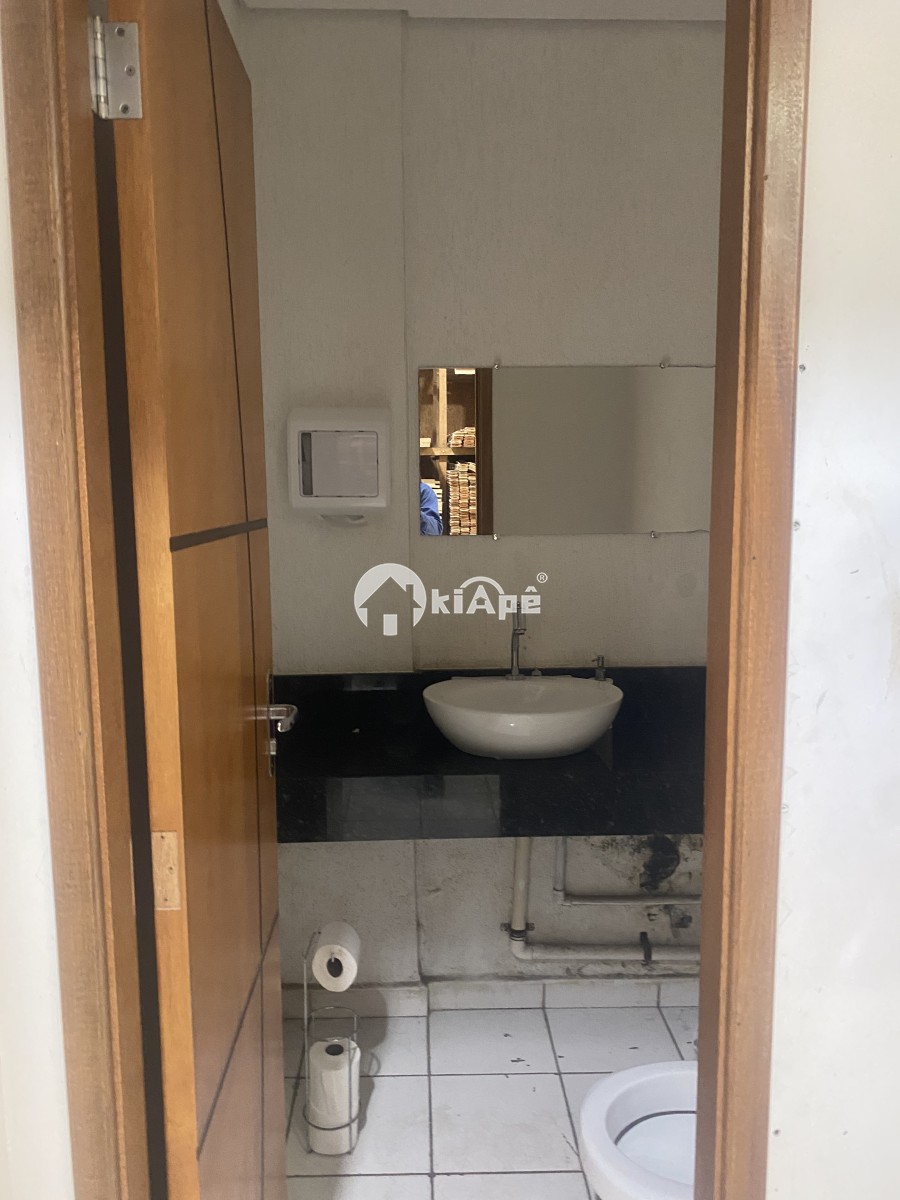 Salão Comercial à Venda em Santos – Av. Conselheiro Nébias | 182 m² | Renda Imediata