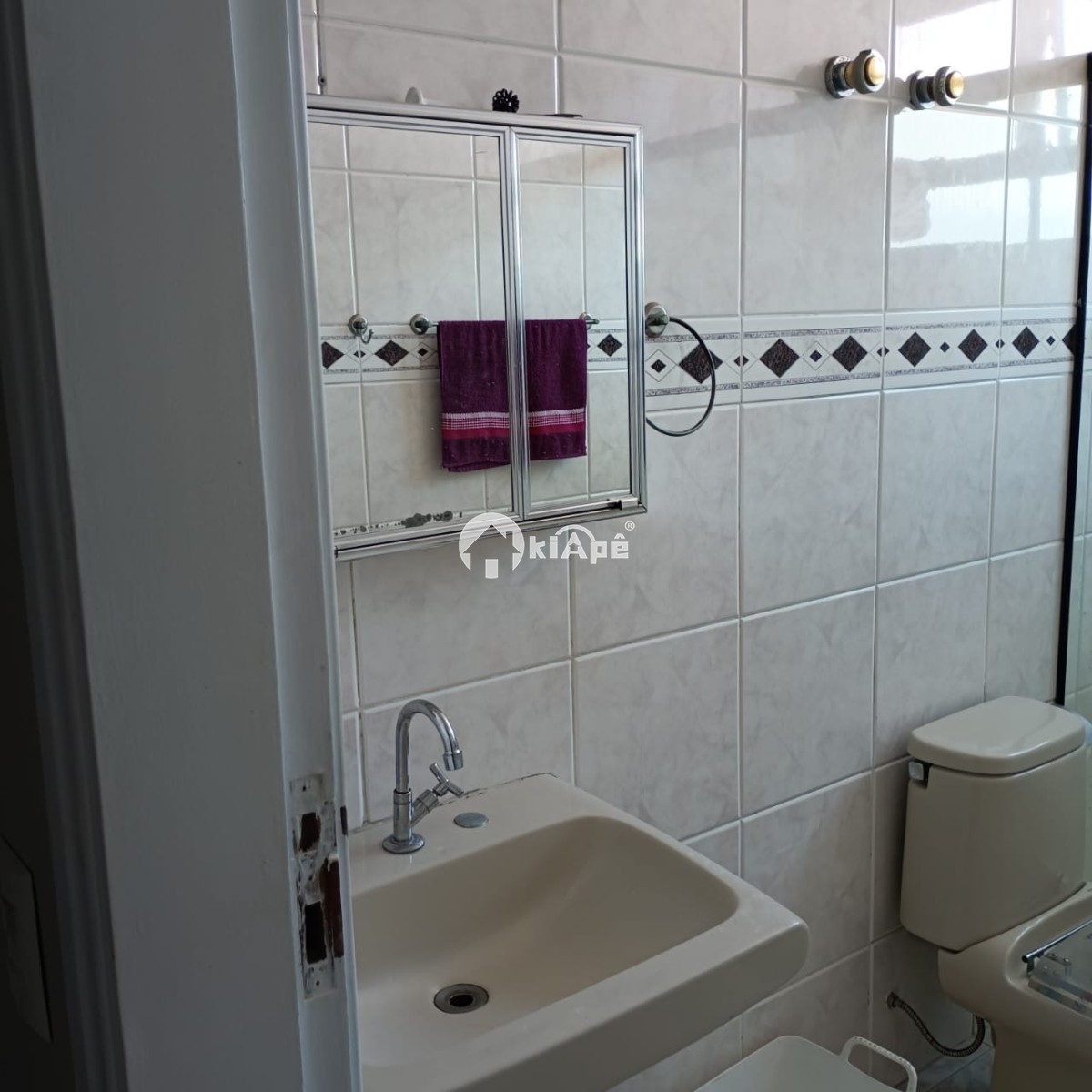 Apartamento à venda 2 quartos, garagem, frente para o mar - Itararé São Vicente, SP