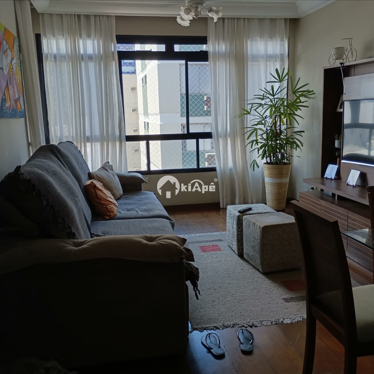 Apartamento à venda 2 quartos, garagem, frente para o mar - Itararé São Vicente, SP