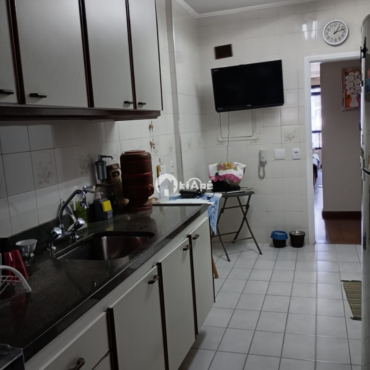 Apartamento à venda 2 quartos, garagem, frente para o mar - Itararé São Vicente, SP