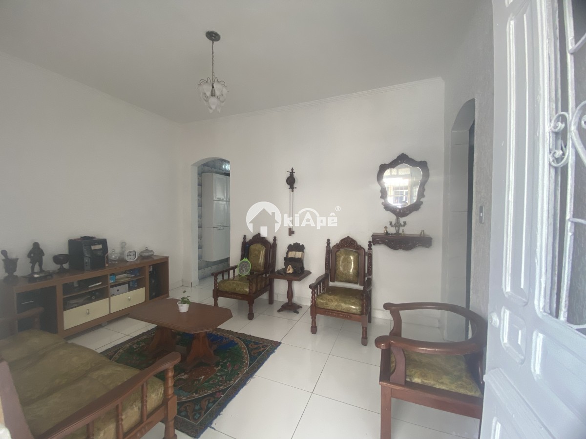 Casa 3 Quartos à Venda no Centro de São Vicente – Edícula e a 500m da Praia