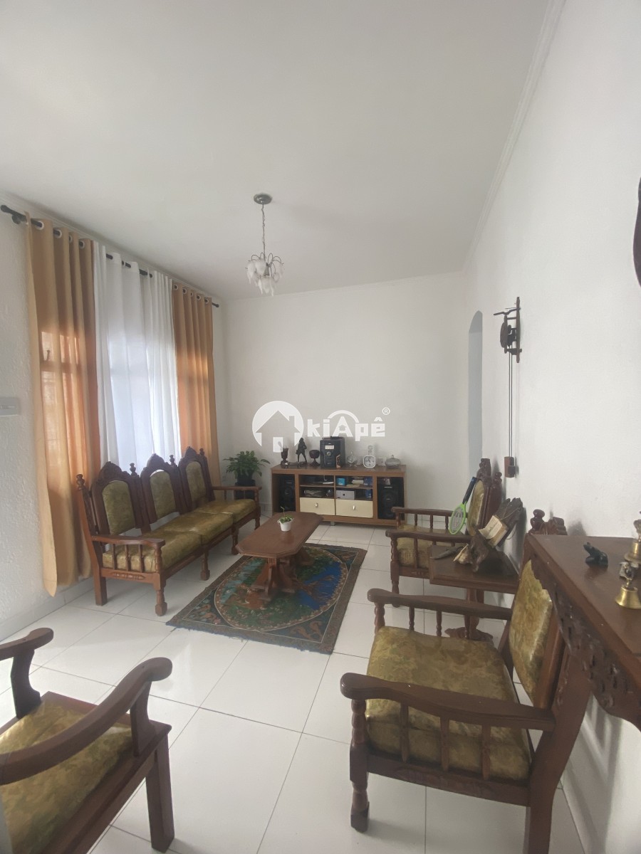 Casa 3 Quartos à Venda no Centro de São Vicente – Edícula e a 500m da Praia