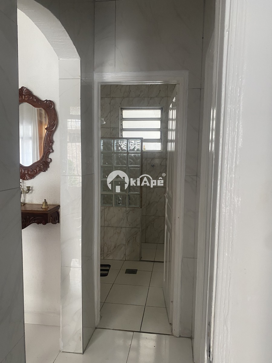 Casa 3 Quartos à Venda no Centro de São Vicente – Edícula e a 500m da Praia