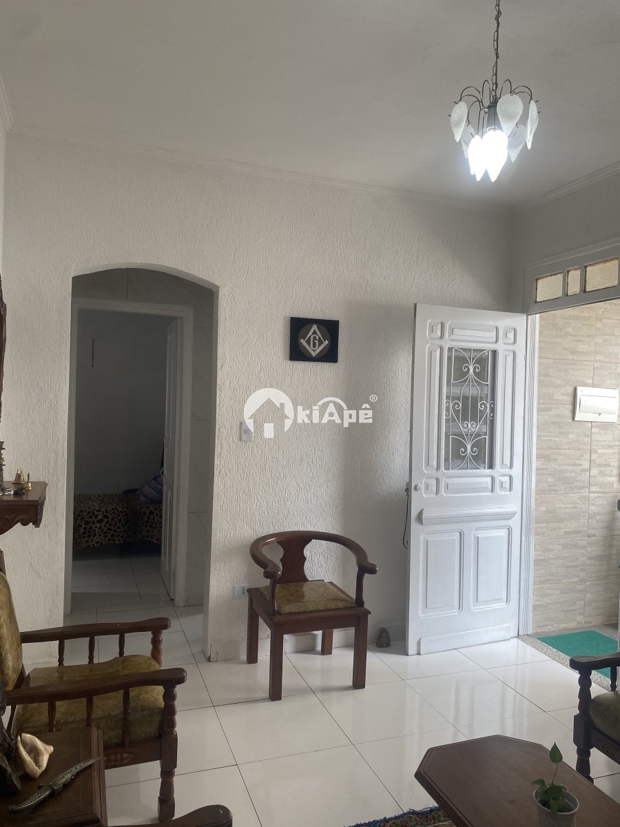 Casa 3 Quartos à Venda no Centro de São Vicente – Edícula e a 500m da Praia