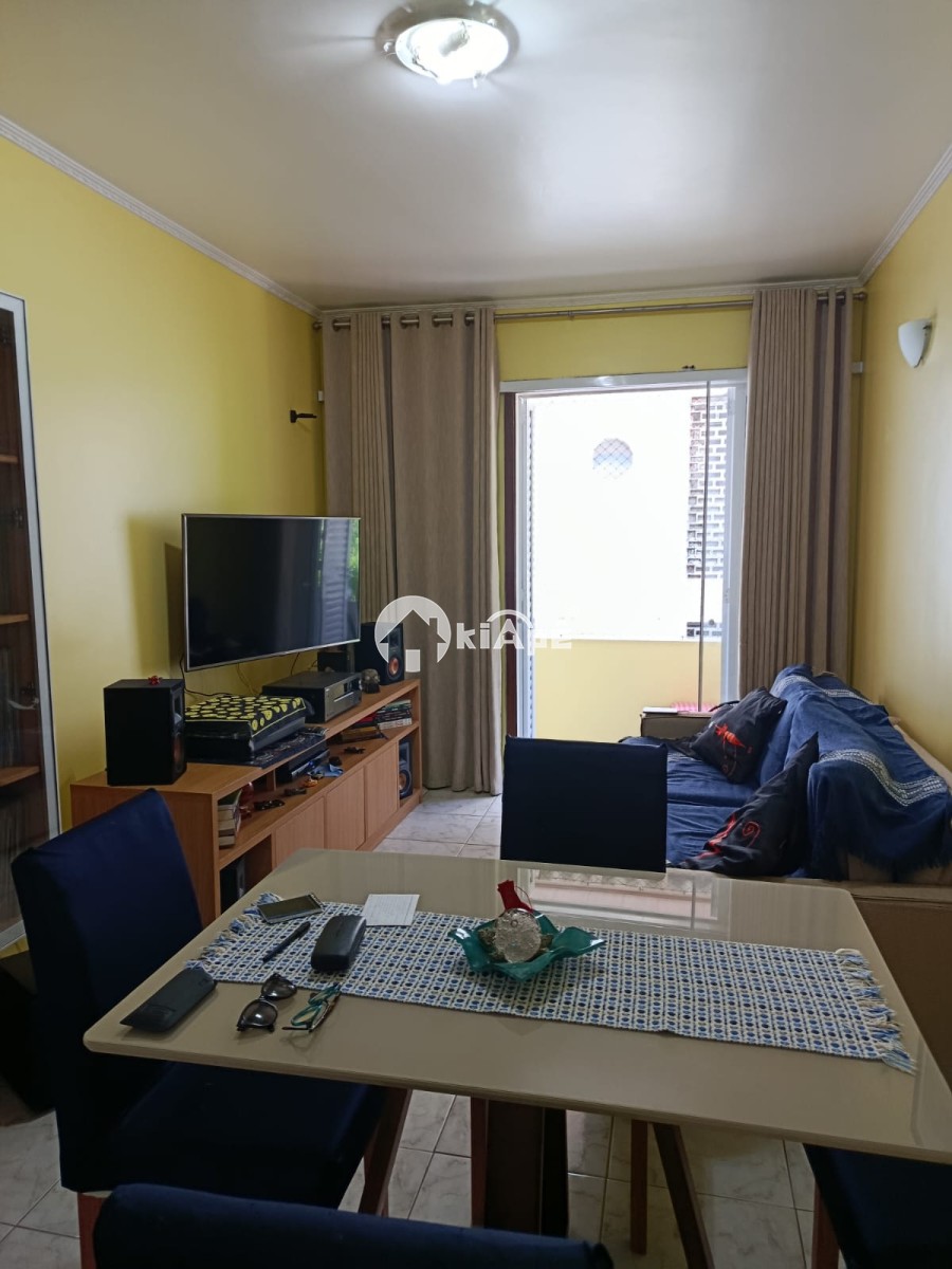 Apartamento à venda de 2 dormitórios com garagem em São Vicente/SP.