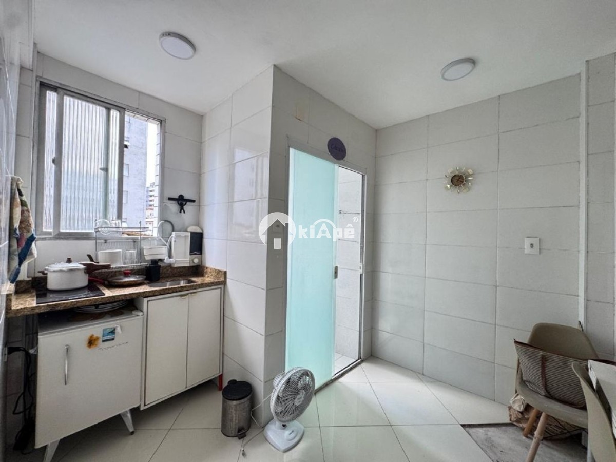 Apartamento à Venda na Praça da Biquinha – São Vicente/SP.