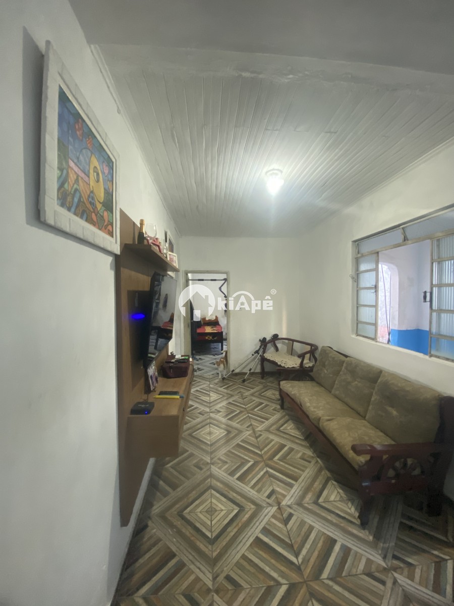 Casa à Venda em São Vicente com 3 Quartos, Edícula, Quintal e 3 Vagas no Bitaru