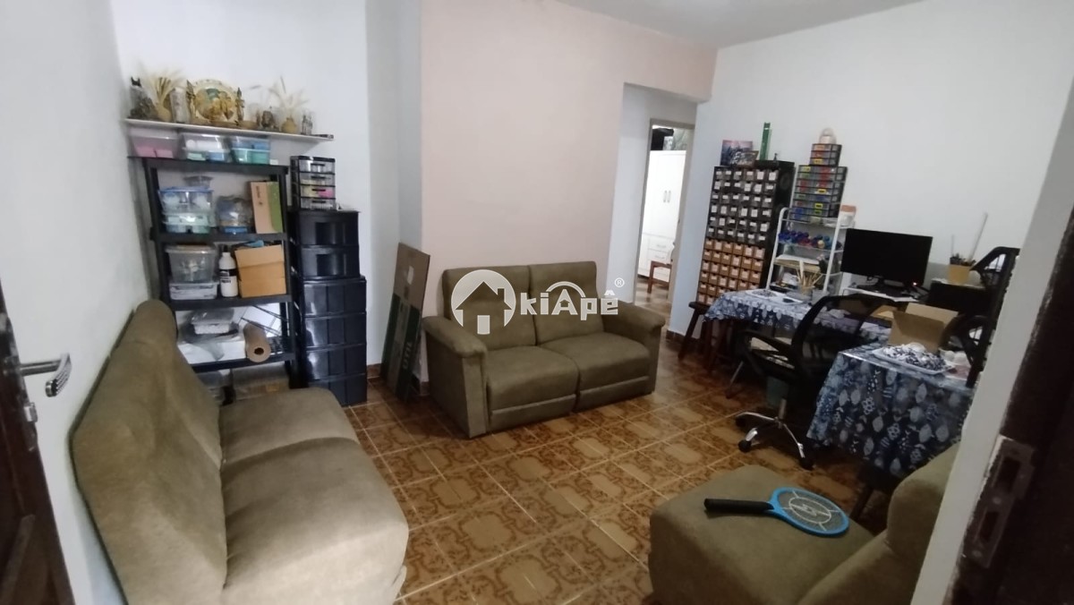 Casa à Venda em São Vicente com 3 Quartos, Edícula, Quintal e 3 Vagas no Bitaru