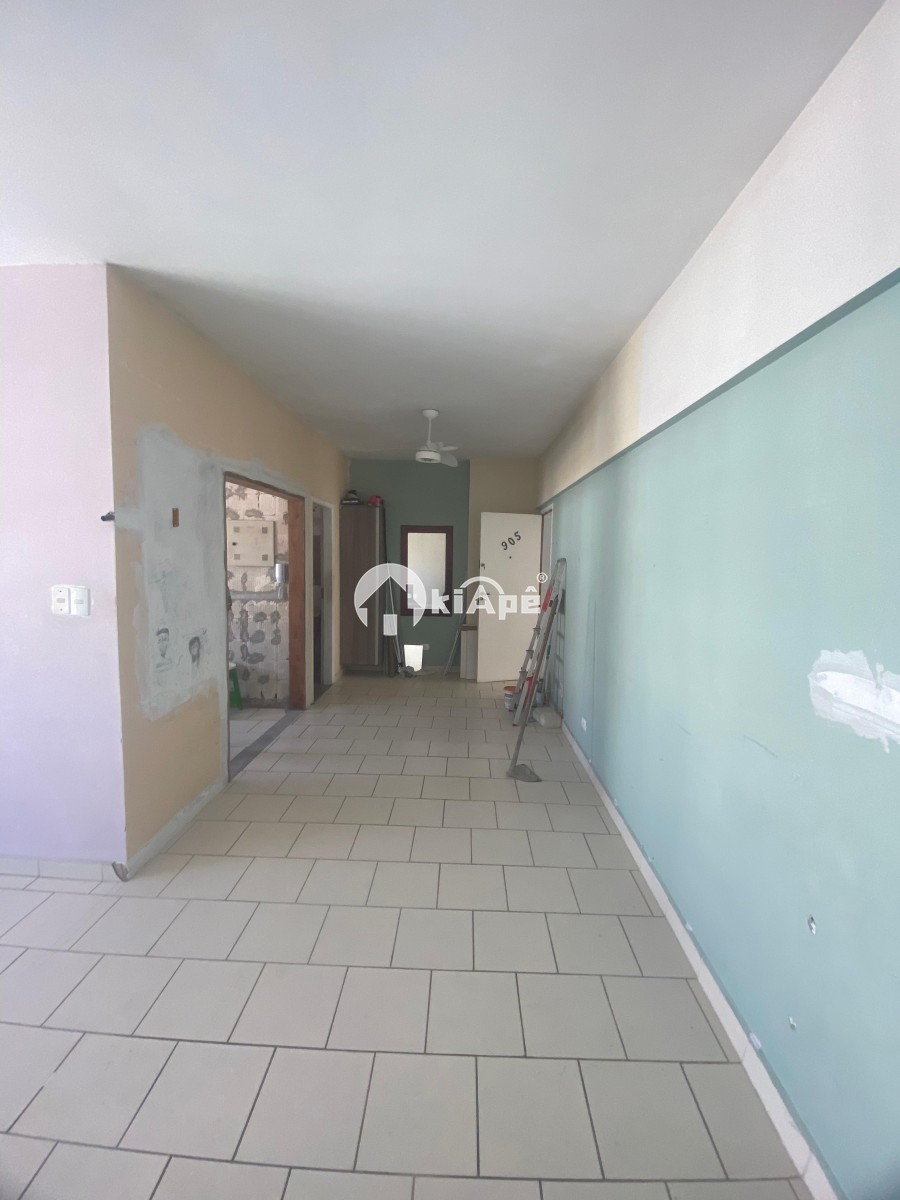 Apartamento à Venda [ Estilo Sala Living ] – Centro São Vicente | Frente Shopping Brisamar | 1 Vaga Privativa | Próximo
