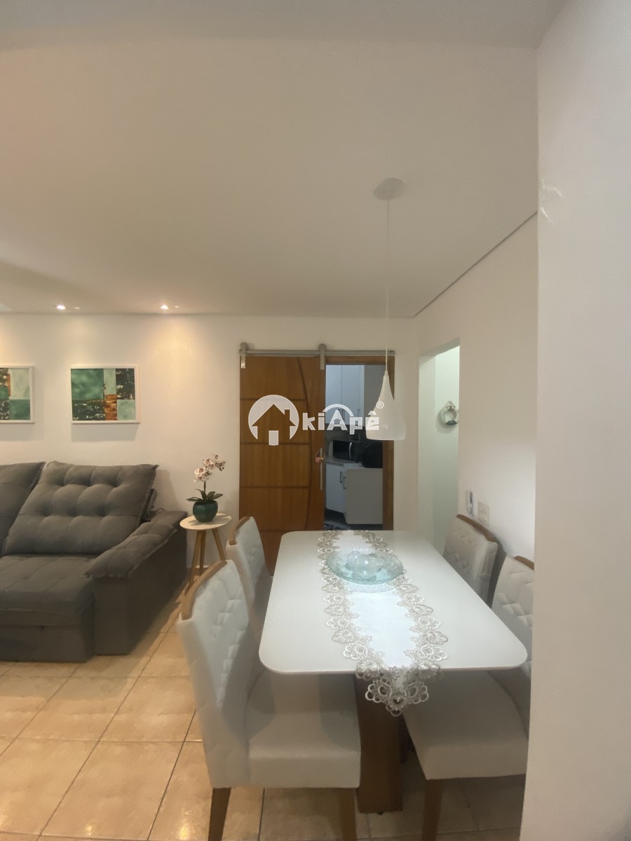 Apartamento Mobiliado à Venda no Centro de São Vicente-SP | 1 Quarto | Garagem | Próximo ao Brisamar a uma Quadra do Mar