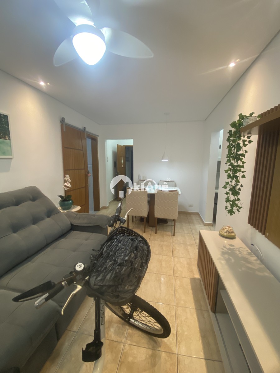 Apartamento Mobiliado à Venda no Centro de São Vicente-SP | 1 Quarto | Garagem | Próximo ao Brisamar a uma Quadra do Mar