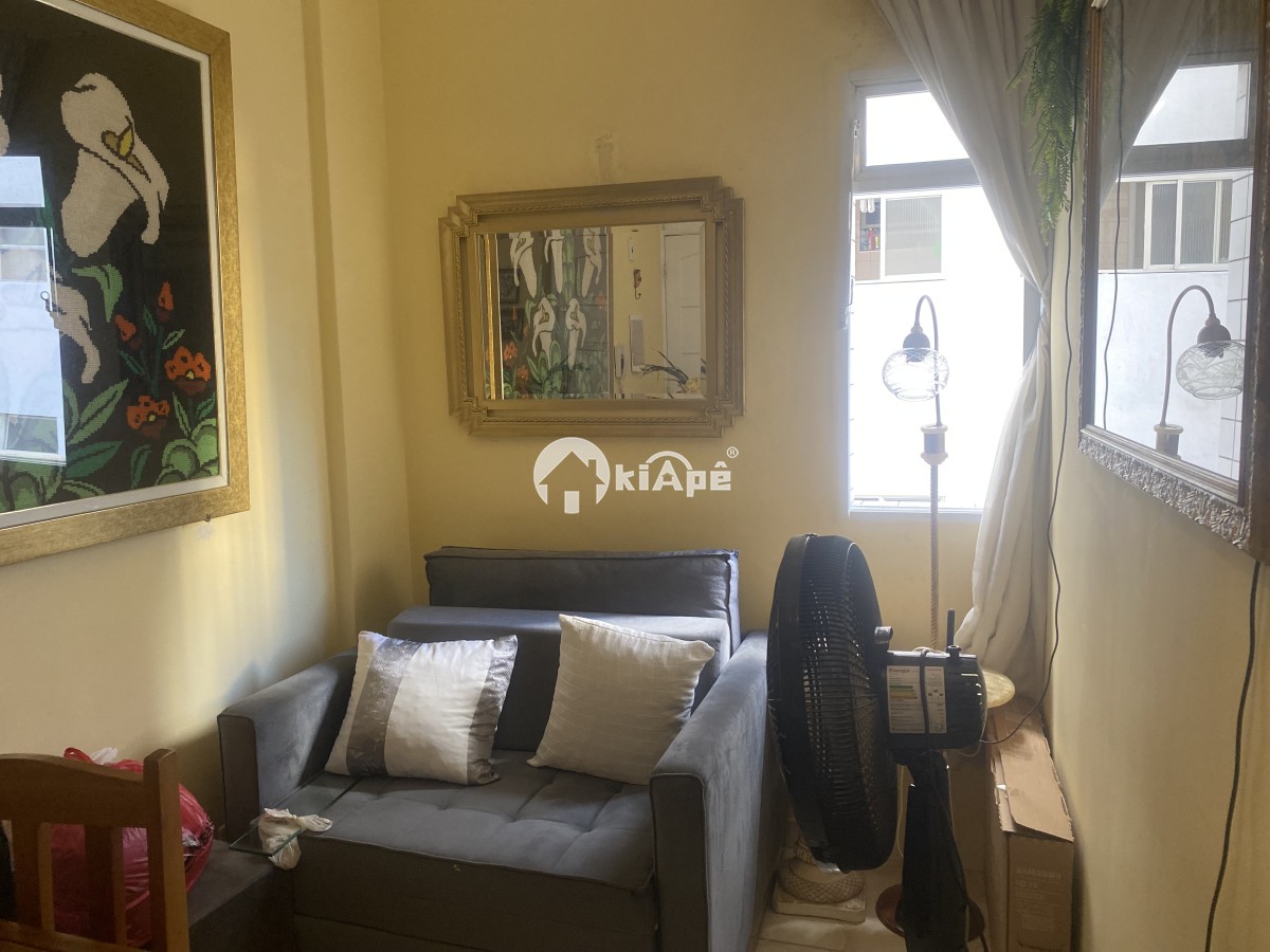 Apartamento à Venda Tipo Sala Living no Gonzaguinha, 1 Quadra da Praia | Em Frente ao Shopping Brisamar | São Vicente-SP