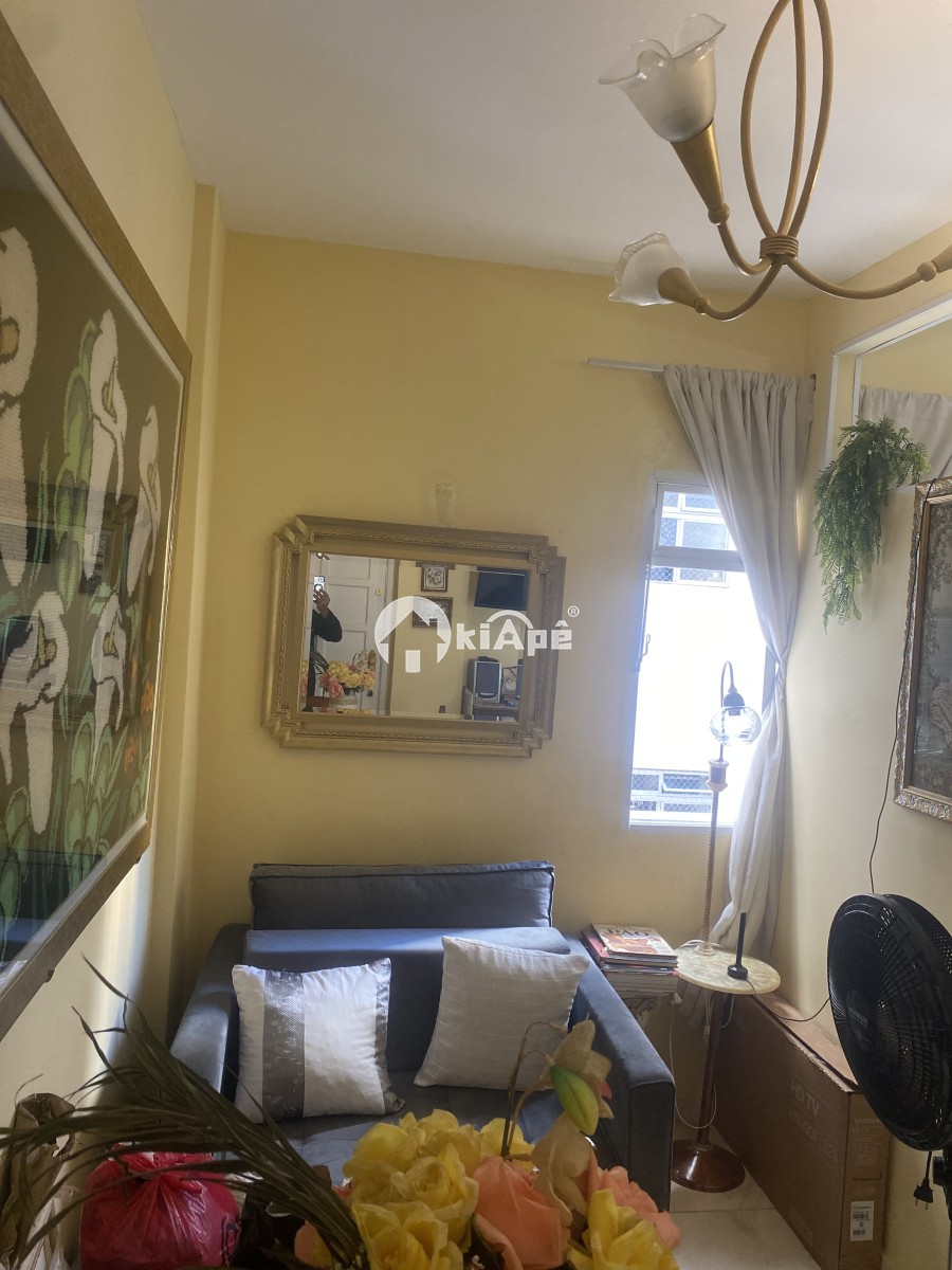 Apartamento à Venda Tipo Sala Living no Gonzaguinha, 1 Quadra da Praia | Em Frente ao Shopping Brisamar | São Vicente-SP
