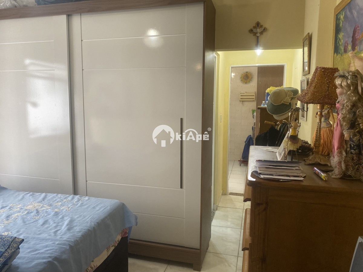Apartamento à Venda Tipo Sala Living no Gonzaguinha, 1 Quadra da Praia | Em Frente ao Shopping Brisamar | São Vicente-SP