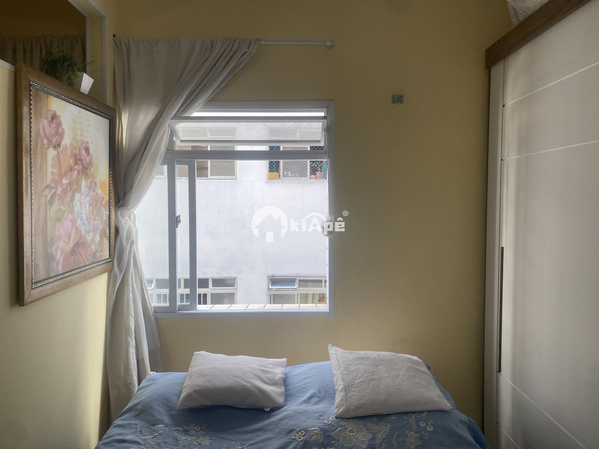 Apartamento à Venda Tipo Sala Living no Gonzaguinha, 1 Quadra da Praia | Em Frente ao Shopping Brisamar | São Vicente-SP
